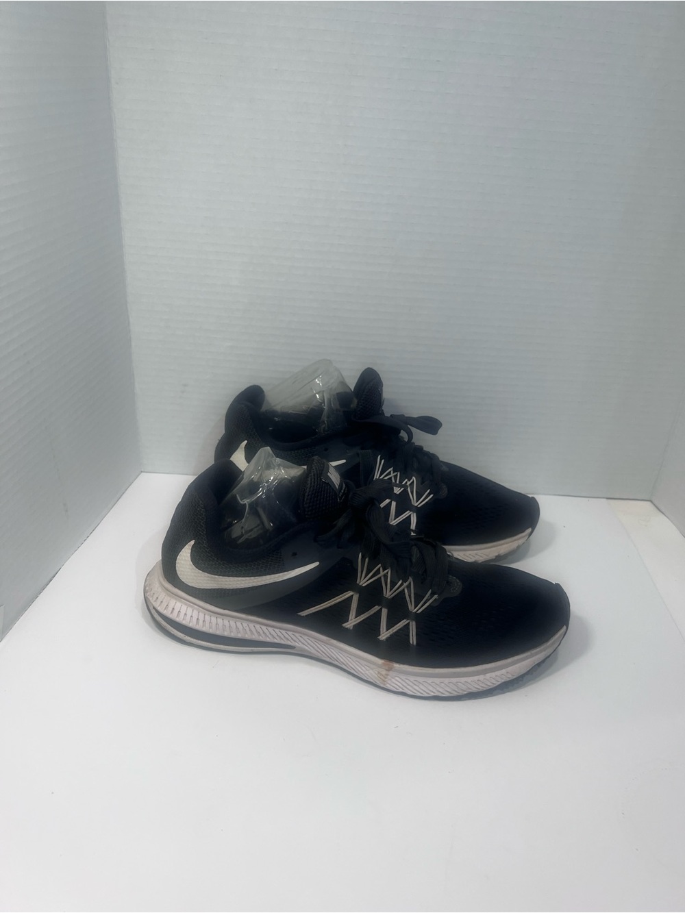 Nike Black and White Running Shoes with Mesh Upper